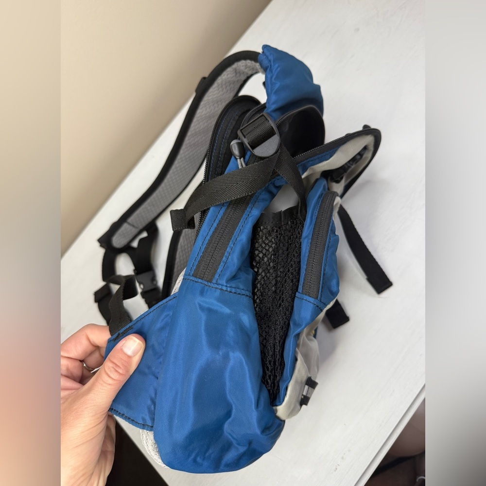 Camelbak Mini Mule Hydration Backpack 1.5L - No bladder - Picture 11 of 12